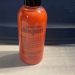 Philosophy Passion Fruit Daiquiri Bath Gel - Vibrant Orange